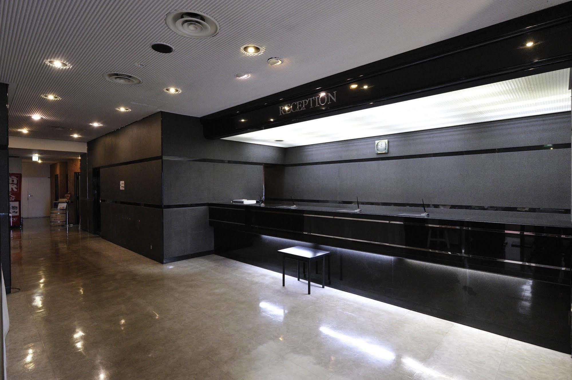 คอร์ทโฮเทล นีงาตะ Hotel ภายนอก รูปภาพ